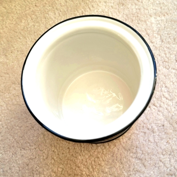 Large and Tall Scooby-Doo Ceramic Dog Bowl - Picture 6 of 7